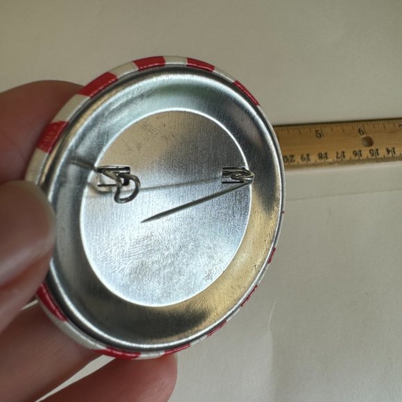 Vtg 2.25 inch Round United Airlines Souvenir Collectible Pin Red White Stripes - Picture 7 of 7